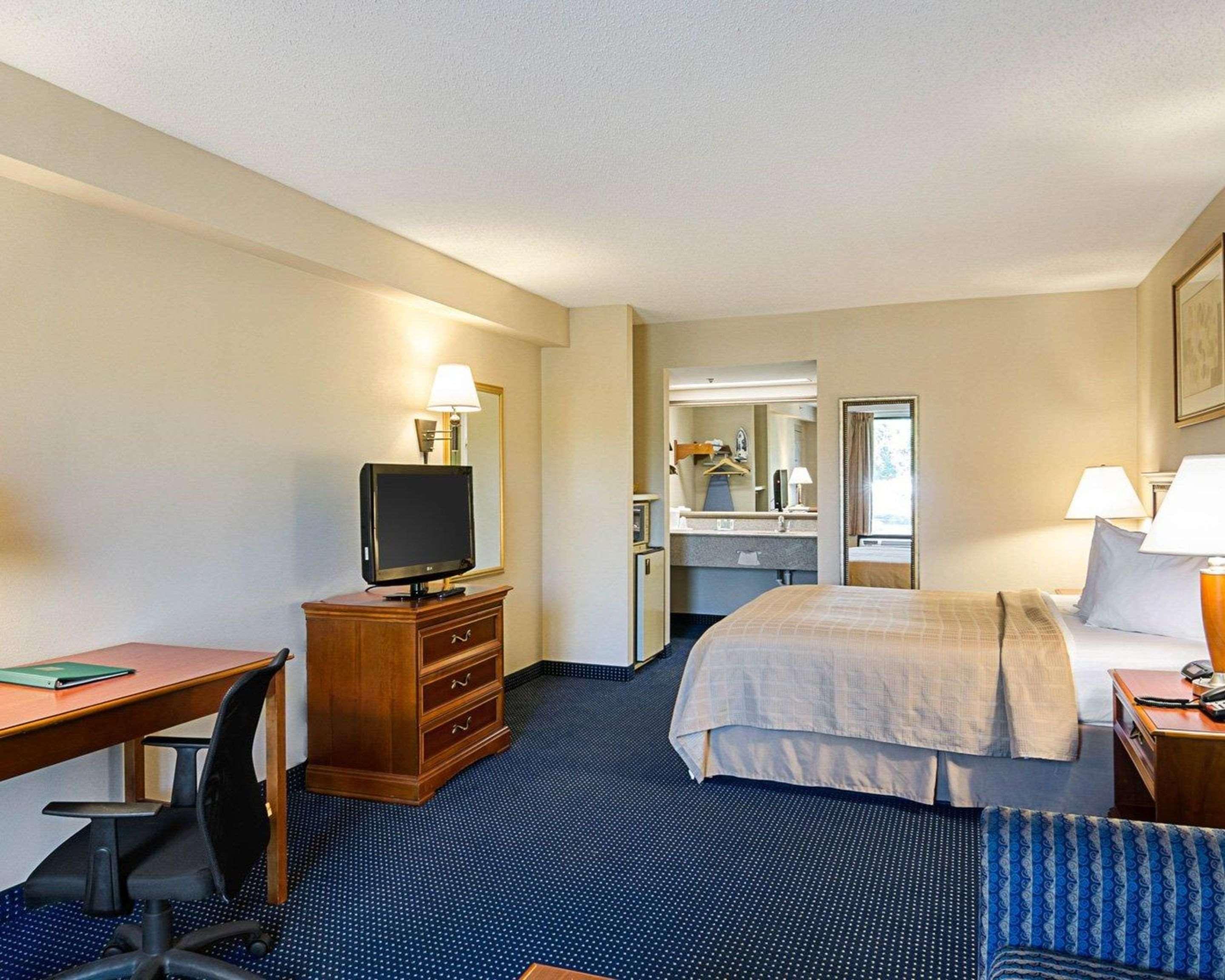 Quality Inn Troutville - Roanoke North מראה חיצוני תמונה